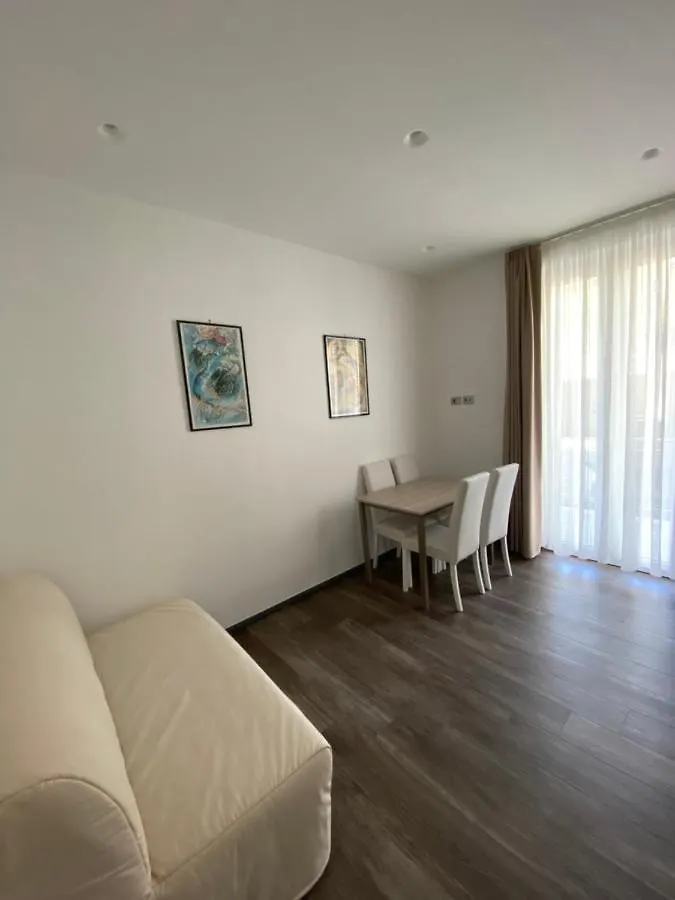 Hotel Millstone House La Spezia 0*,  Italien